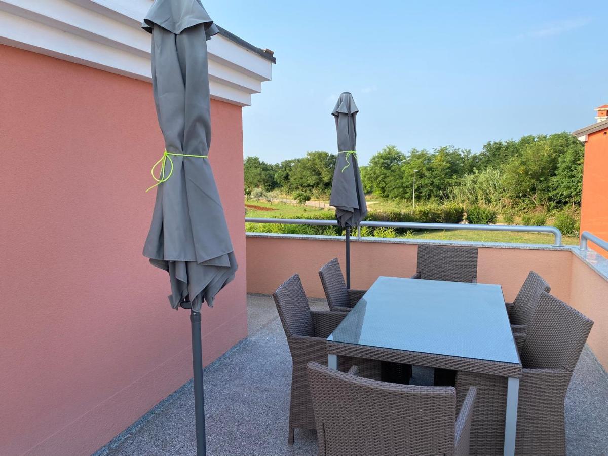 Casa Cino Leilighet Umag Eksteriør bilde